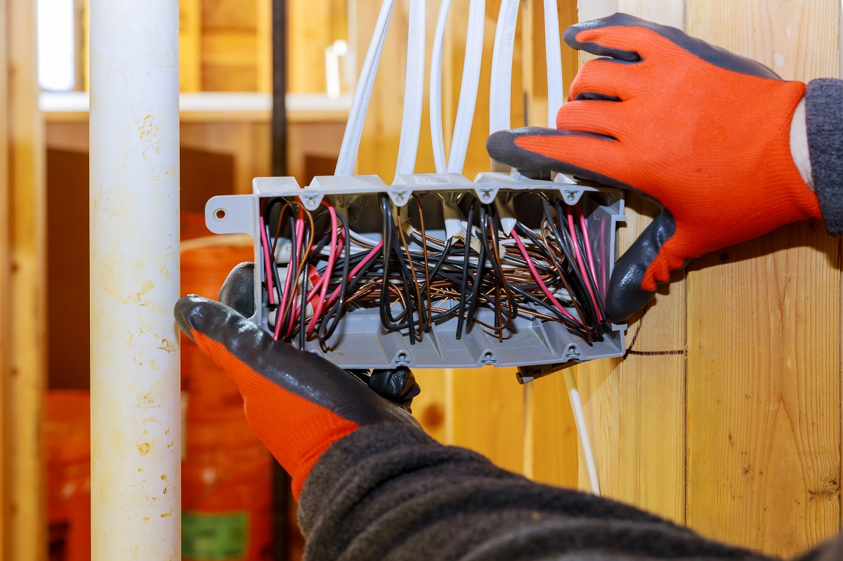 How to Safely Handle and Install Electrical Cables